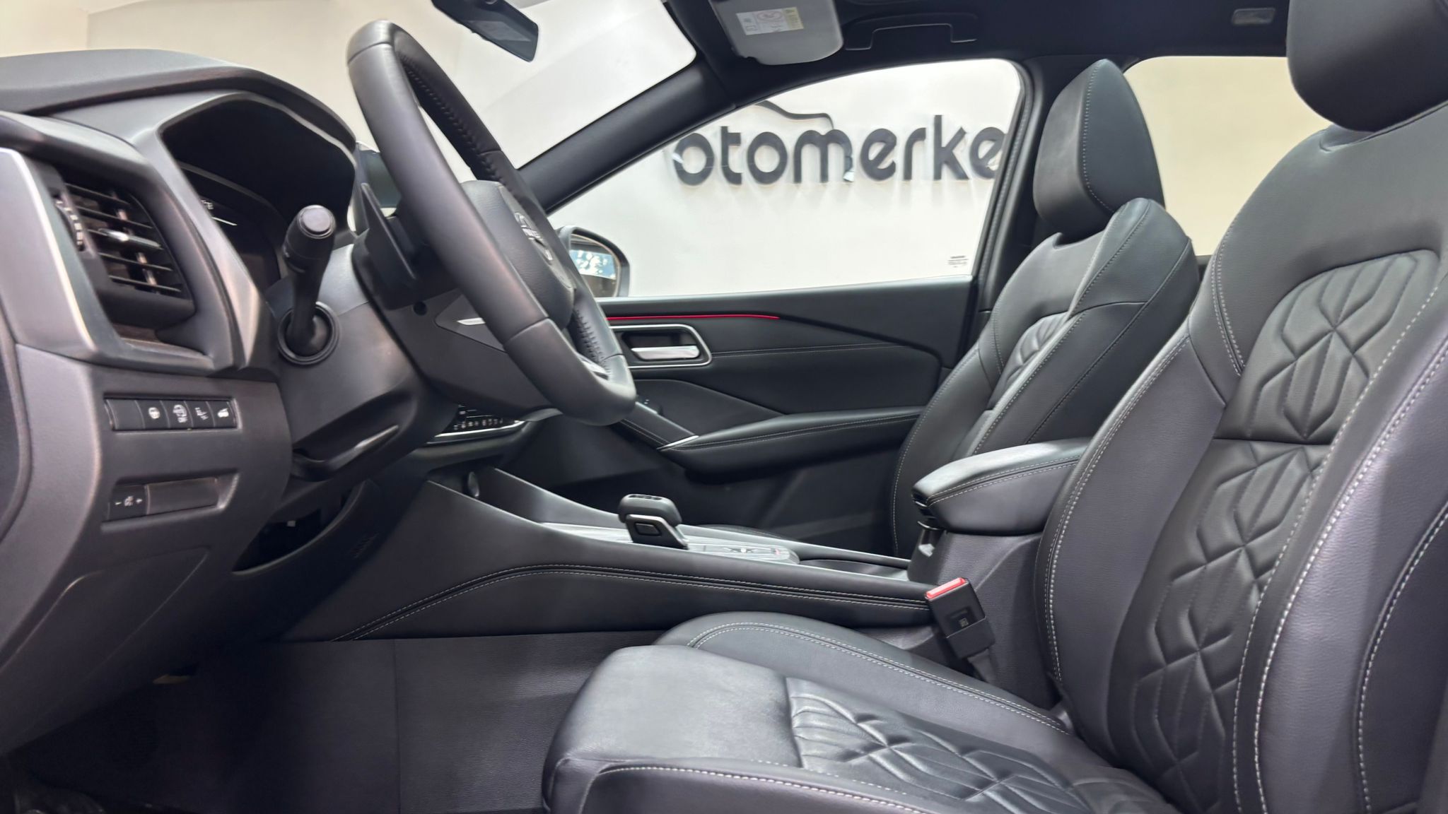 NISSAN QASHQAI 18